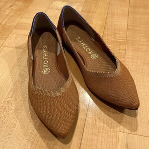 Rothy’s The Point Fawn Solid, Size 10